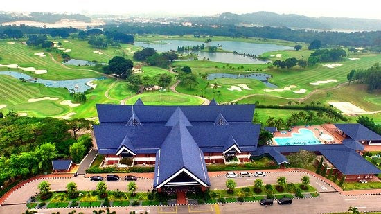 Southlinks Country Club Batam Golf